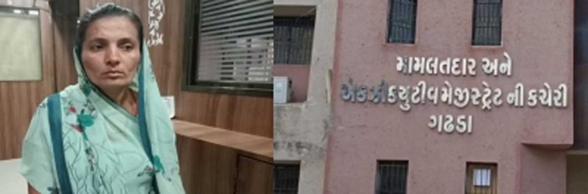 गुजरात : पंचायत चुनाव में गलत उम्मीदवार को विजेता घोषित करने पर तीन अधिकारी निलंबित